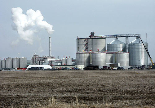 EPA sets renewable fuel mandate for 2016